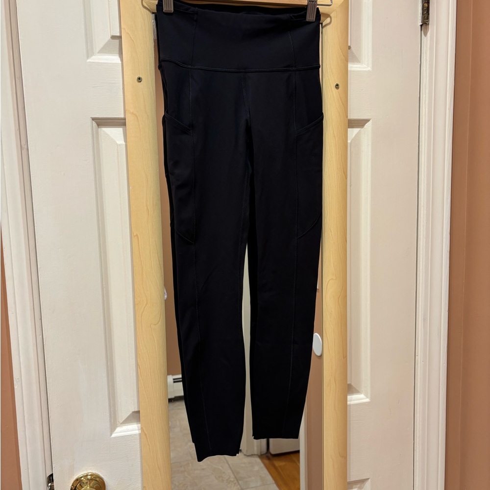 Lululemon Fast and Free High-Rise Tight 25" - Size 4 - Black